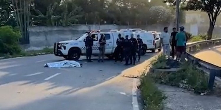 Acidente fatal – Perdeu o controle da moto e colidiu contra mureta