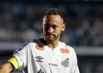 A cada respiro, um gol! Neymar sai chorando de campo após Santos perder de 6×0 para o Vasco