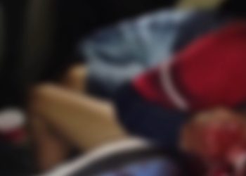 Vídeo forte mostra dois homens encontrados mortos dentro de um carro no Jorge Texas. Veja