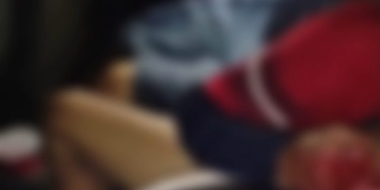 Vídeo forte mostra dois homens encontrados mortos dentro de um carro no Jorge Texas. Veja