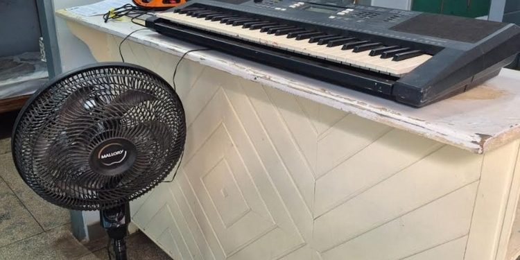 Invadiu igreja e fez a limpa, fiéis não perdoaram e suspeito pegou porrada