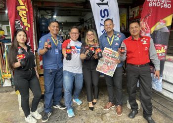 Mercadinho Manuella promovendo promoção Dia Dos Pais FLESH COLA