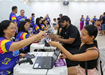 Cambistas! Pulseiras do #SouManaus estão sendo vendidas por até R$ 130