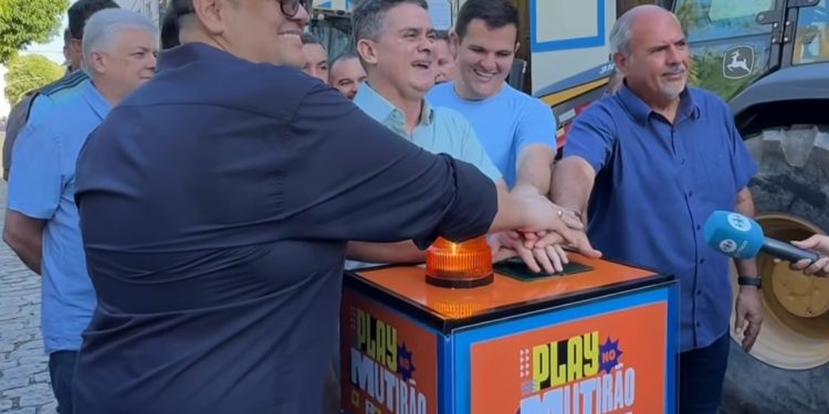 Mutirão de limpeza: Centro de Manaus passará por reestruturação