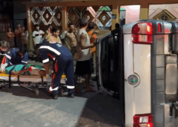 Bebum: Visivelmente embriagado, homem perde controle e carro capota na zona norte