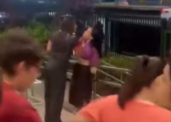 Vídeo: Funcionária enfrenta suspeita e a impede de furtar no Shop da maquiagem na zona leste