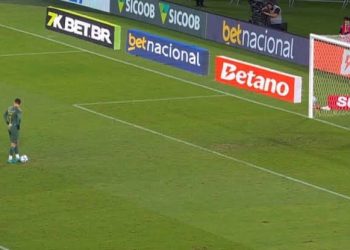 Goleiro contra goleiro – Volpi bateu pênalti em Rossi e igualou Grêmio e Flamengo