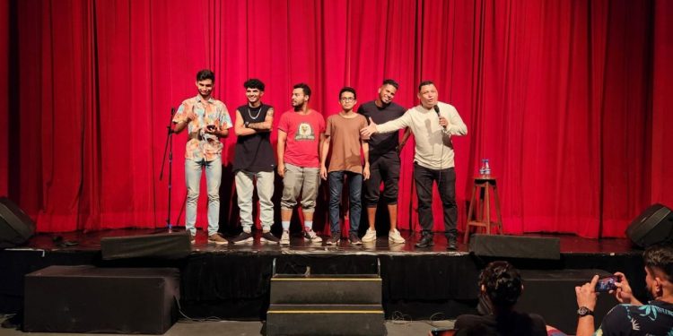 Apresentações de stand-up comedy animam a programação do ‘#SouManaus Passo a Paço 2025’