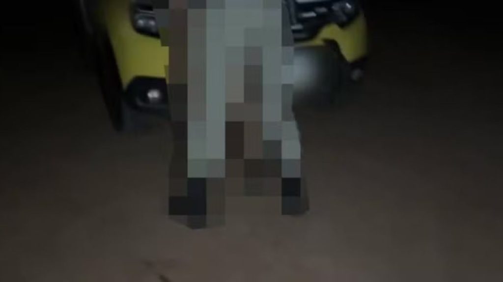 Vaza vídeo de PM 'mandando ver' em mulher no capô de viatura com corn0 filmando