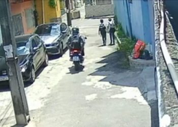 No Coroado, estudantes de 10 e 12 anos são vítimas de assalto na saída da escola