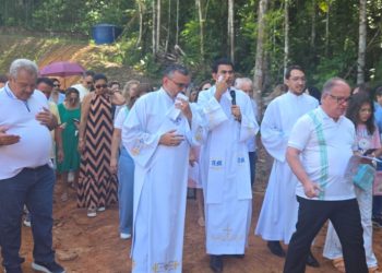 Dia de Nossa Senhora da Amazônia: Padre Charles realiza celebração especial nas obras do novo santuário