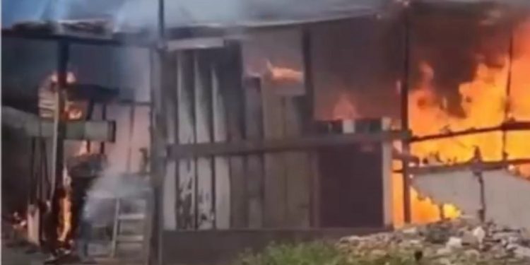 Fogo no ventilador causou prejuízo em casa de idosa