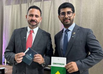 Dr Gabriel Melo recebe o advogado Marco Choy no programa Direito é Direito