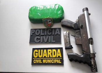 Armado até os dentes com submetralhadora e cocaína