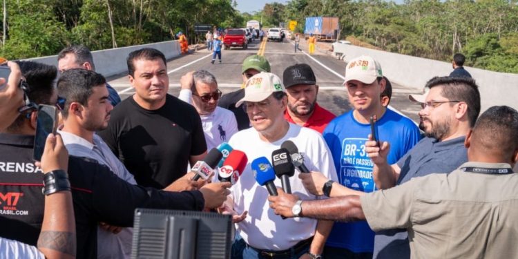 Inaugurada ponte sobre o rio Curuçá
