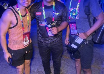 Passo a paço- Uma multidão marcando presença