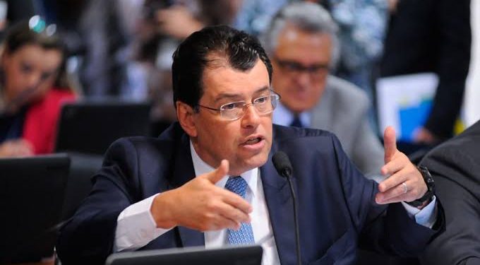 “Procura tua turma malandro!”