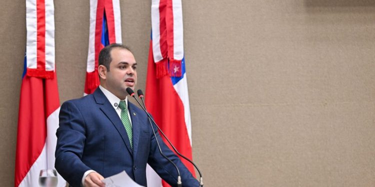 Erros em edital do concurso da Aleam levantam suspeitas