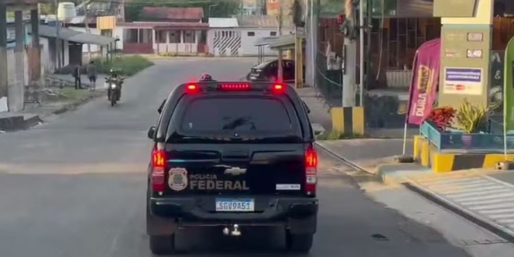 Membros do PCC são presos pela Federal