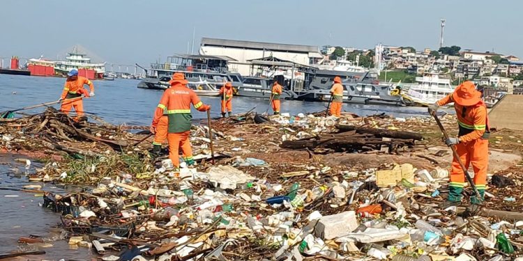 Volume retirado do rio pode chegar a 350 ton