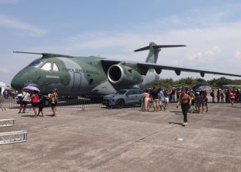 Programação gratuita no Domingo Aéreo na Base Aérea de Manaus