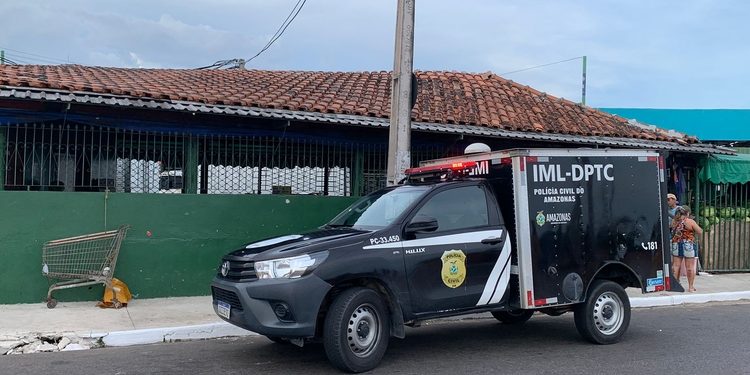 Morador de rua é encontrado sem vida