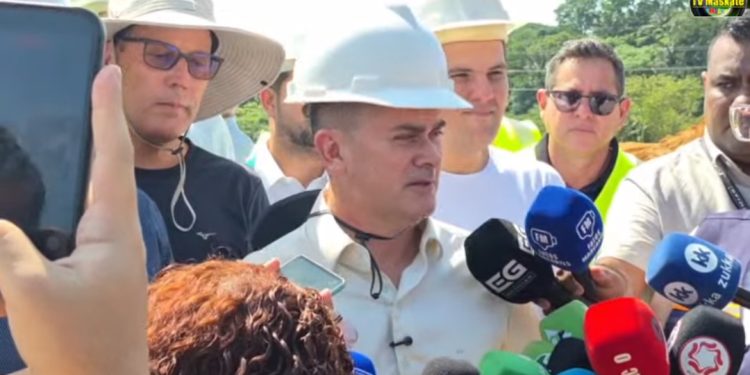 Apresentação das obras do primeiro aterro sanitário de Manaus