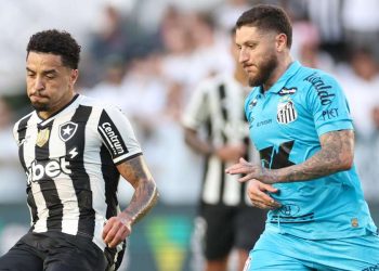 Botafogo e Santos se enfrentam em duelo decisivo pelo Brasileirão