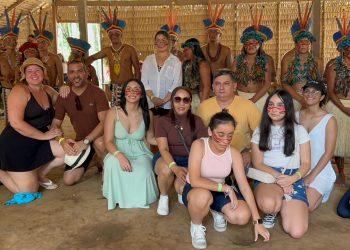 Turistando com Gaby num Safari Amazônico