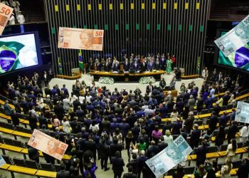 Farra na Corte – Deputados amazonenses já gastaram R$ 2,8 milhões do Cotão