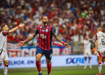 Urubu voou baixo – Flamengo cai diante do Bahia e perde a liderança no Brasileirão