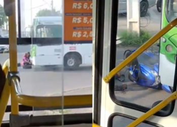 Colisão deixa motociclista gravemente ferido na Av. Laguna