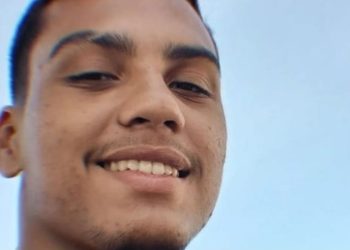 Motoqueiro perde controle, bate em poste e morre na zona sul de Manaus