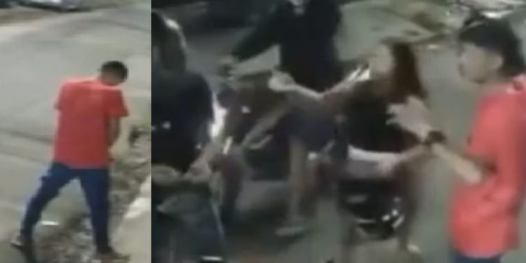 Vídeo: Após ser assaltado em Manaus, homem tira o capacete e urina no meio da rua