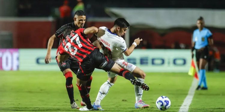 Vitória derrota Bahia e ganha fôlego na luta contra o rebaixamento