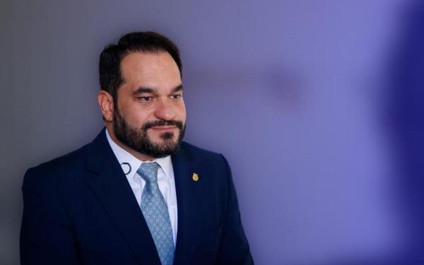 Querer não é poder. Flávio Antony ficou de fora