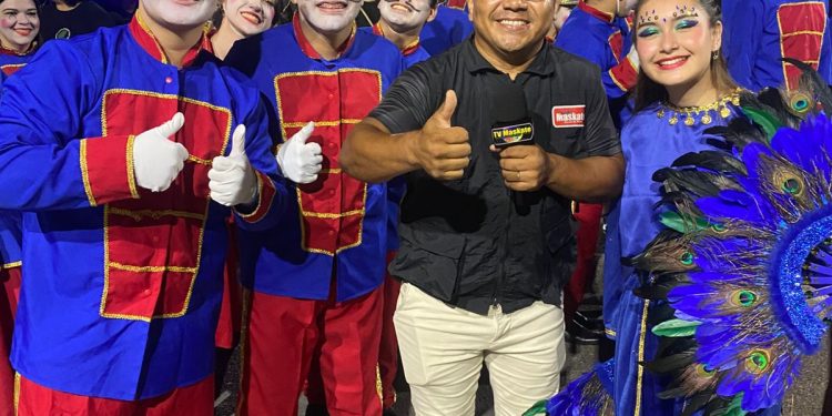 Prefeitura de Manaus Realiza Parada Natalina na Ponta Negra