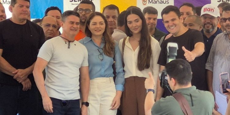 Assinatura da ordem de serviço para a construção do complexo viário “Passarão”