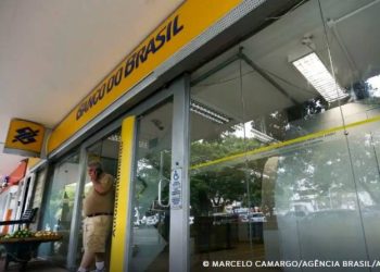 Feriado: bancos não abrem nesta quarta (20), alternativas digitais seguem disponíveis