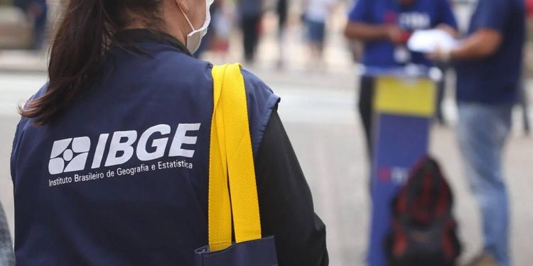 Concurso do IBGE abre 9.590 vagas em diversas áreas