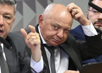 Homenagem para ladrão, dá nisso