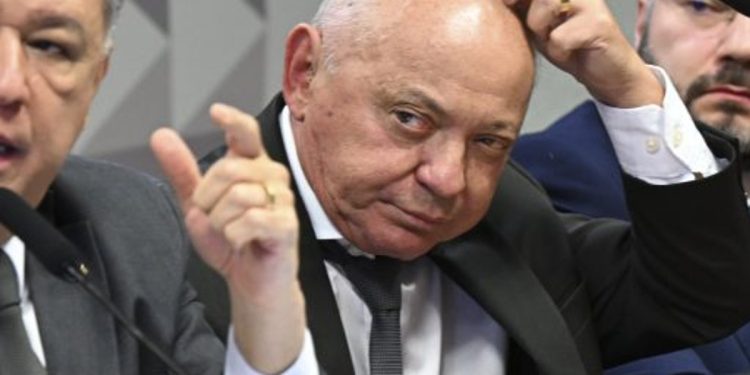 Homenagem para ladrão, dá nisso