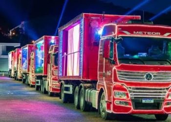 Prefeitura de Manaus Realiza a Primeira Parada Natalina de 2025 na Alameda Alphaville