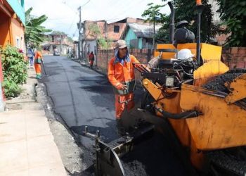 Prefeitura de Manaus lança novo pacote para recapear 141 ruas na zona norte