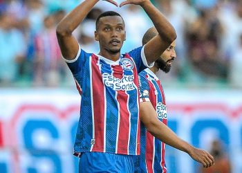 DE VIRADA – Bahia vence a quinta seguida em casa