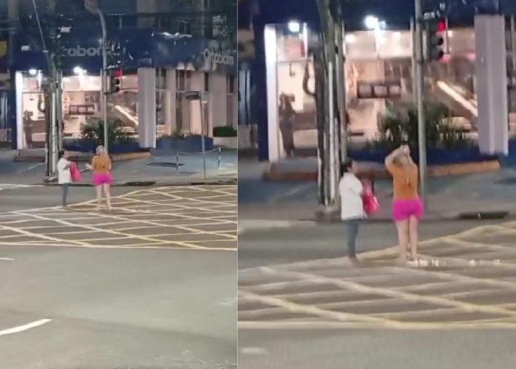 “Fazendo macumba aí”: Vídeo mostra mulher passando casca de ovo no corpo na Djalma Batista