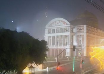 Chuva e céu nublado marcam véspera e o dia de Natal em Manaus
