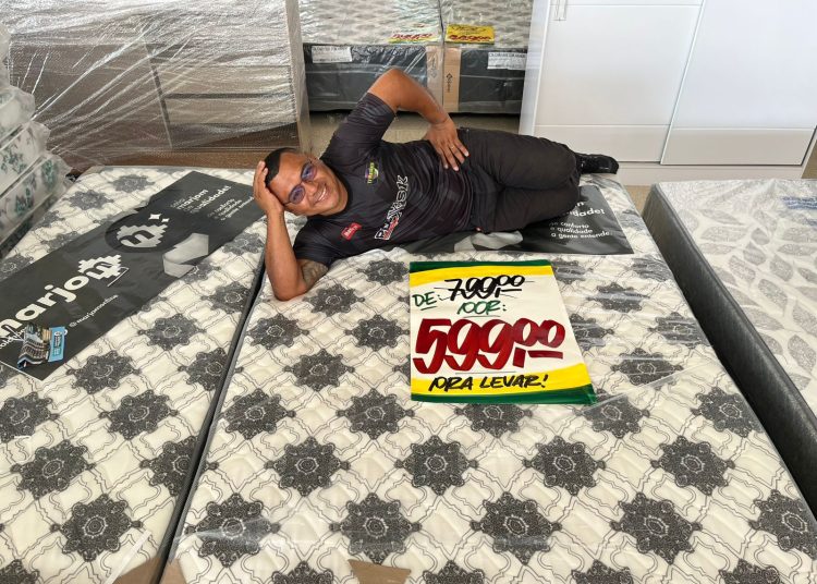 Terceiro dia de Mega Feirão Apa Móveis no shopping Via Norte