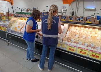 Fiscalização encontra quase 700 quilos de produtos para ceia de Natal podres