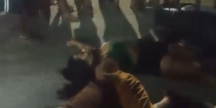 “Te amo até a morte” casal é baleado e fica agonizando; IMAGENS FORTES